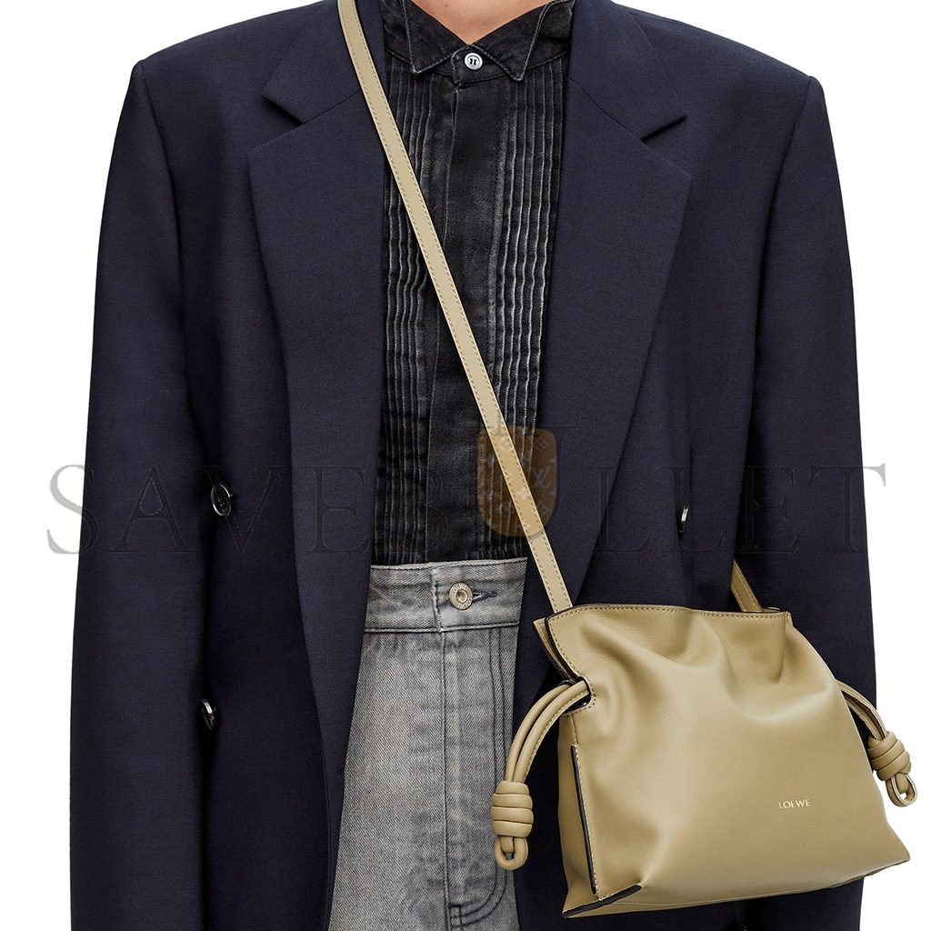 l*ew* mini flamenco clutch in nappa calfskin 0010965986(23.9*18*9cm)